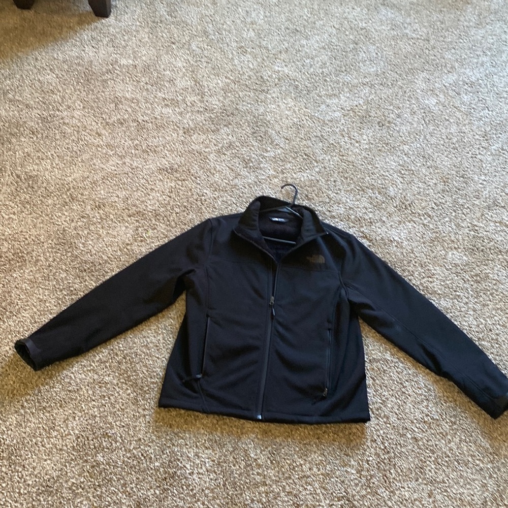 Mens The North Face soft shell jacket